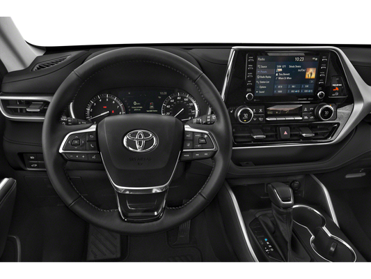 2021 Toyota Highlander XLE in Salina, KS - Marshall Automotive Group