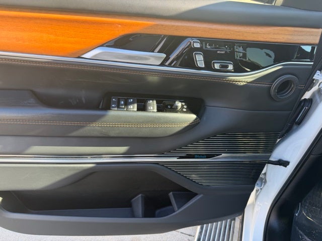 2024 Jeep Grand Wagoneer L Series III