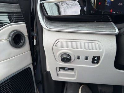 2023 Jeep Wagoneer Series III