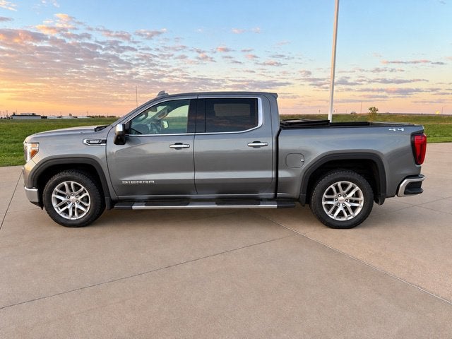 2021 GMC Sierra 1500 SLT