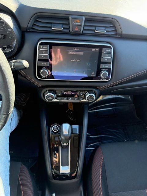 2021 Nissan Versa 1.6 SR