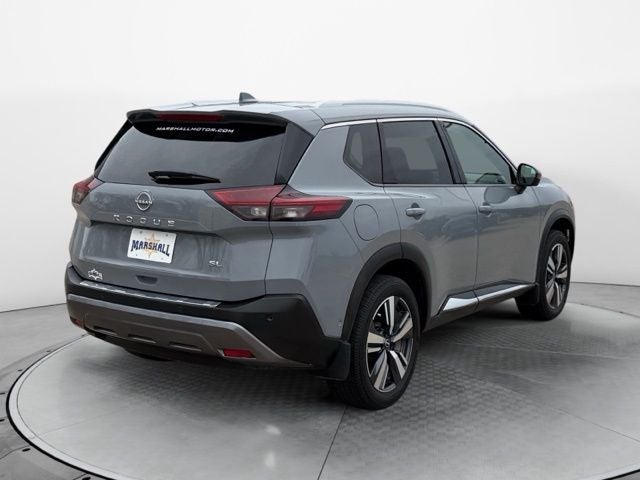 2022 Nissan Rogue SL