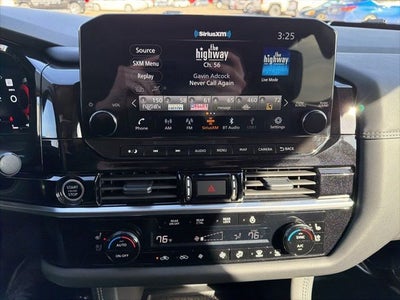 2024 Nissan Pathfinder Platinum