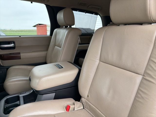 2016 Toyota Sequoia Platinum