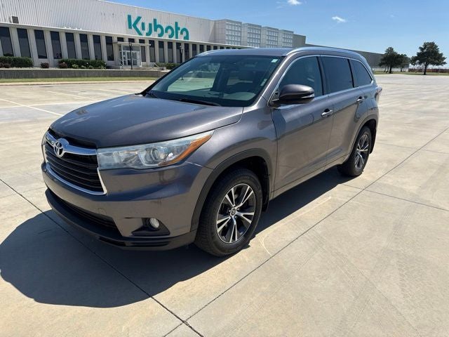 2016 Toyota Highlander XLE V6