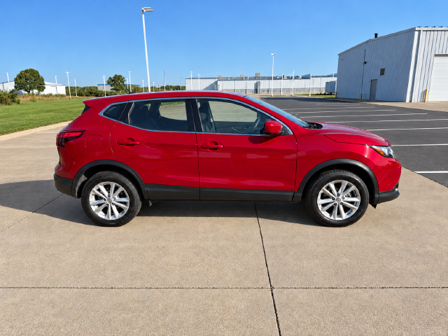 2018 Nissan Rogue Sport S