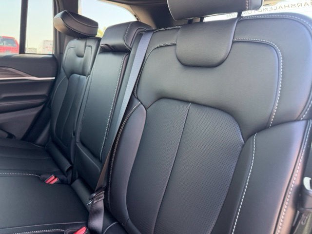 2027 Jeep Grand Cherokee GRAND CHEROKEE LIMITED 4X4