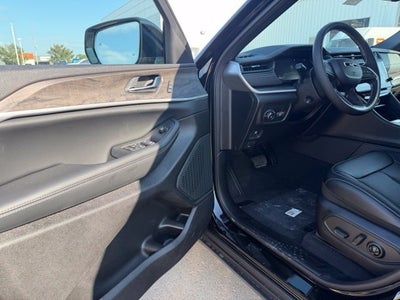 2027 Jeep Grand Cherokee GRAND CHEROKEE LIMITED 4X4