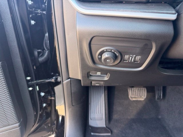 2027 Jeep Grand Cherokee GRAND CHEROKEE LIMITED 4X4