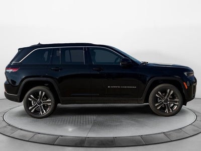 2027 Jeep Grand Cherokee GRAND CHEROKEE LIMITED 4X4
