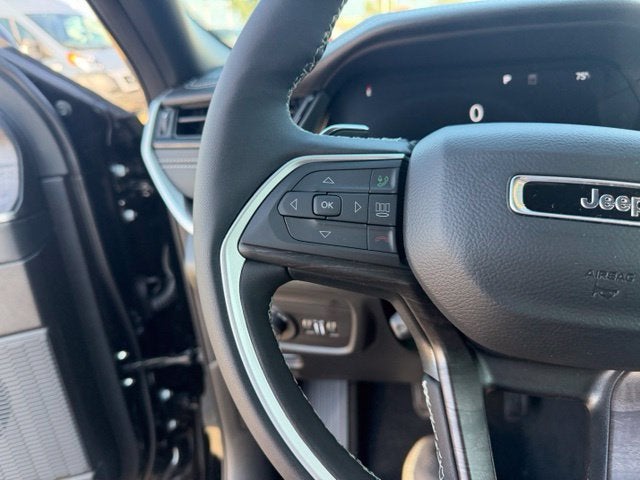 2027 Jeep Grand Cherokee GRAND CHEROKEE LIMITED 4X4