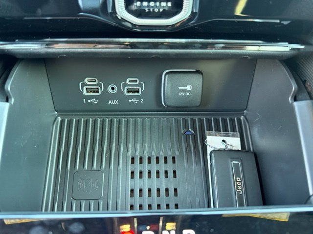 2027 Jeep Grand Cherokee GRAND CHEROKEE LIMITED 4X4
