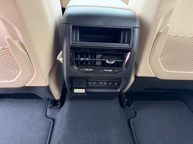 2027 Jeep Grand Cherokee GRAND CHEROKEE LIMITED 4X4