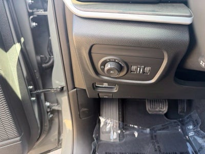 2027 Jeep Grand Cherokee GRAND CHEROKEE LIMITED 4X4