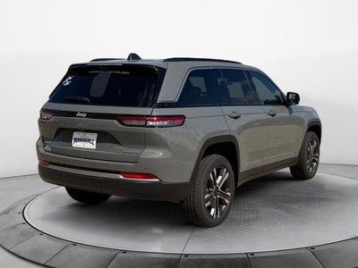 2027 Jeep Grand Cherokee GRAND CHEROKEE LIMITED 4X4