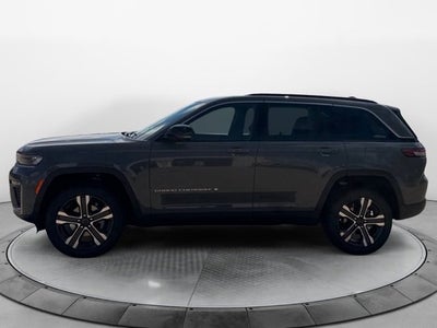 2027 Jeep Grand Cherokee GRAND CHEROKEE LIMITED 4X4