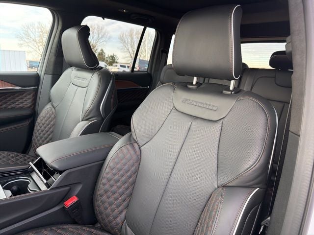 2026 Jeep Grand Cherokee Summit