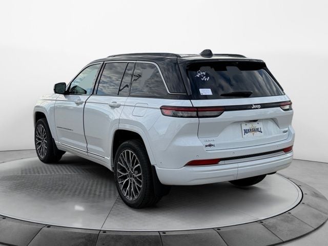 2026 Jeep Grand Cherokee Summit