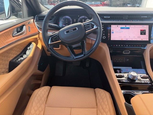 2027 Jeep Grand Cherokee GRAND CHEROKEE SUMMIT 4X4