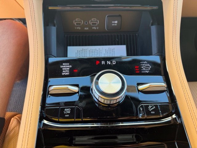 2027 Jeep Grand Cherokee GRAND CHEROKEE SUMMIT 4X4