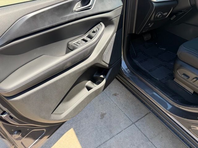 2026 Jeep Grand Cherokee GRAND CHEROKEE L LAREDO X 4X4