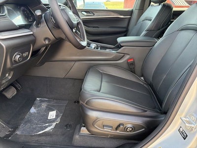 2026 Jeep Grand Cherokee GRAND CHEROKEE L LIMITED RESERVE 4X4