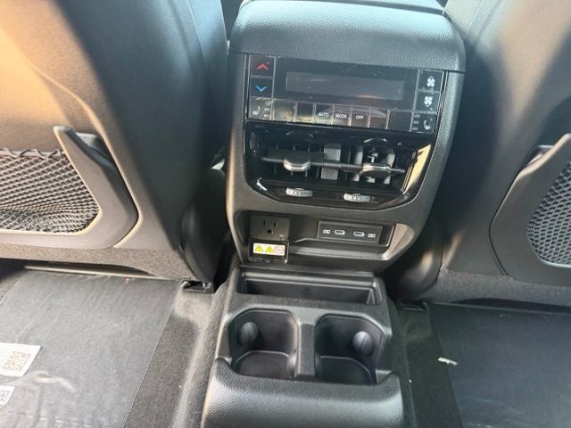 2026 Jeep Grand Cherokee GRAND CHEROKEE L LIMITED RESERVE 4X4