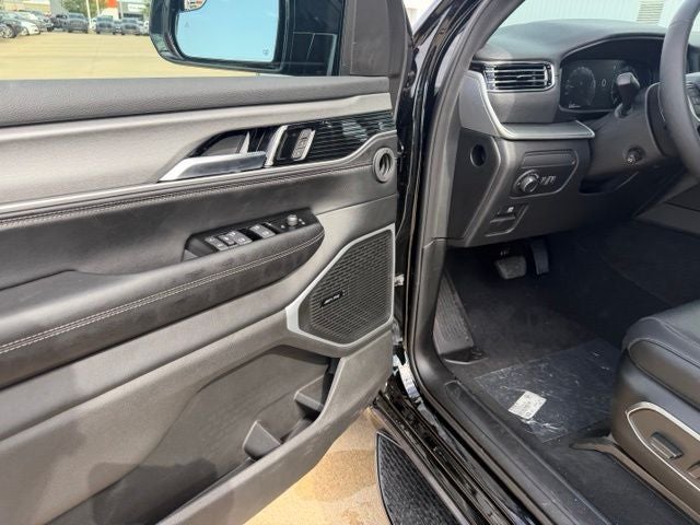 2026 Jeep Grand Wagoneer GRAND WAGONEER LIMITED ALTITUDE 4X4