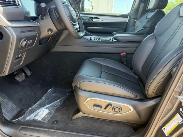 2026 Jeep Grand Wagoneer GRAND WAGONEER LIMITED ALTITUDE 4X4