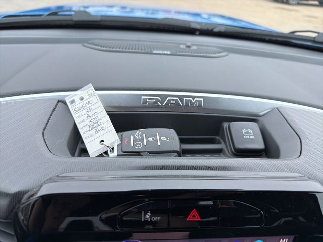 2026 RAM 1500 RAM 1500 BIG HORN CREW CAB 4X4 5'7' BOX