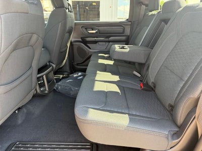 2026 RAM 1500 RAM 1500 EXPRESS CREW CAB 4X4 5'7' BOX