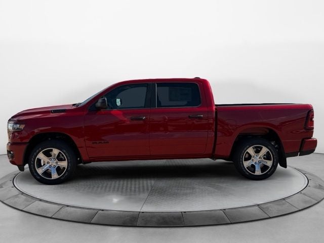 2026 RAM 1500 RAM 1500 EXPRESS CREW CAB 4X4 5'7' BOX