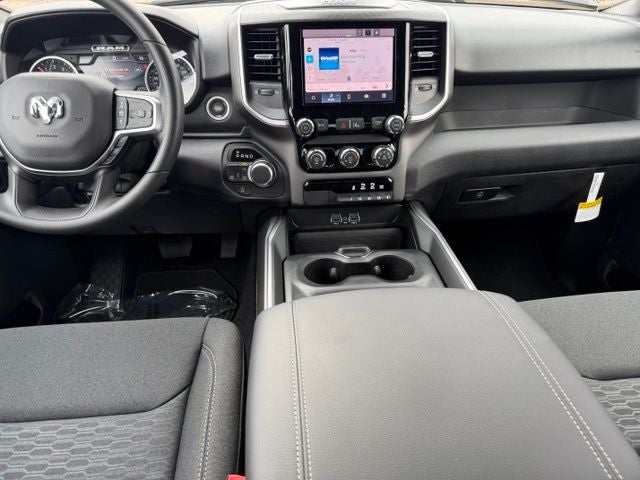 2026 RAM 1500 RAM 1500 EXPRESS CREW CAB 4X4 5'7' BOX