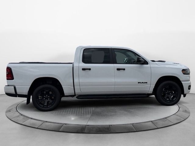 2026 RAM 1500 RAM 1500 EXPRESS CREW CAB 4X4 5'7' BOX