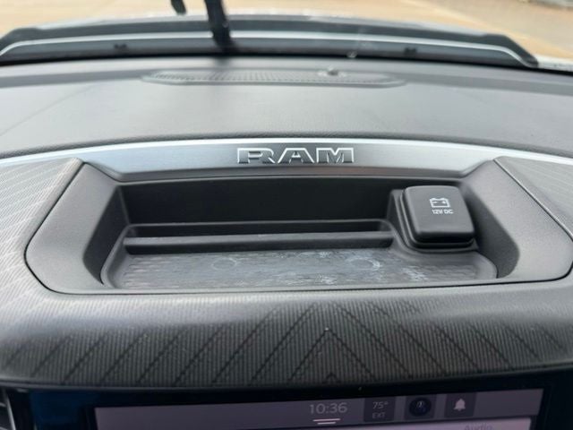 2026 RAM 1500 RAM 1500 EXPRESS CREW CAB 4X4 5'7' BOX