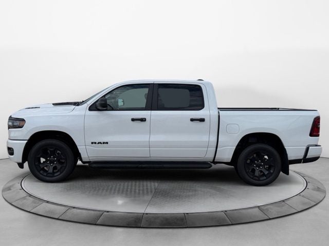 2026 RAM 1500 RAM 1500 EXPRESS CREW CAB 4X4 5'7' BOX