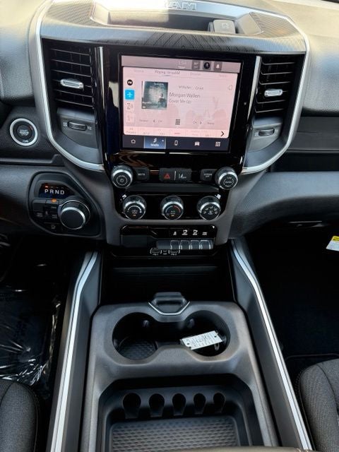 2026 RAM 1500 RAM 1500 EXPRESS CREW CAB 4X4 5'7' BOX