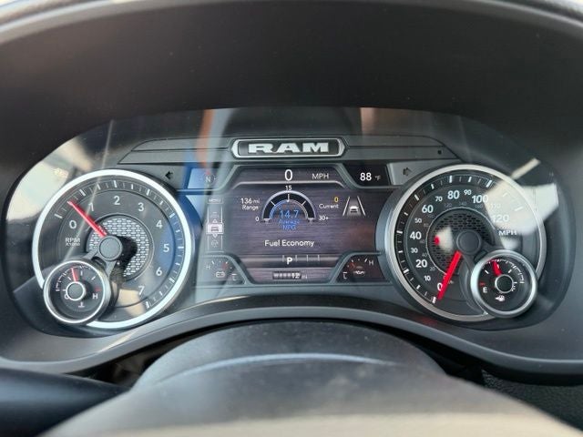 2026 RAM 1500 RAM 1500 EXPRESS CREW CAB 4X4 5'7' BOX