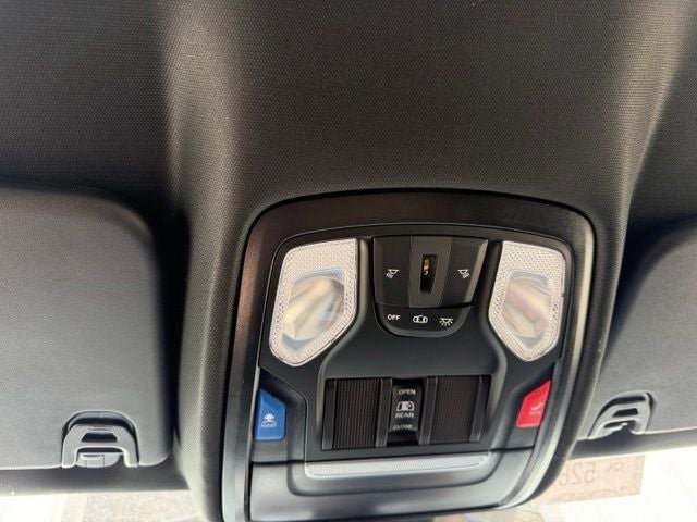 2026 RAM 1500 RAM 1500 EXPRESS CREW CAB 4X4 5'7' BOX