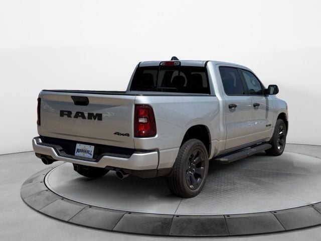 2026 RAM 1500 RAM 1500 EXPRESS CREW CAB 4X4 5'7' BOX