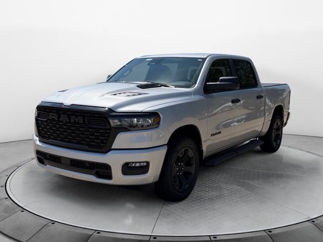 2026 RAM 1500 RAM 1500 EXPRESS CREW CAB 4X4 5'7' BOX