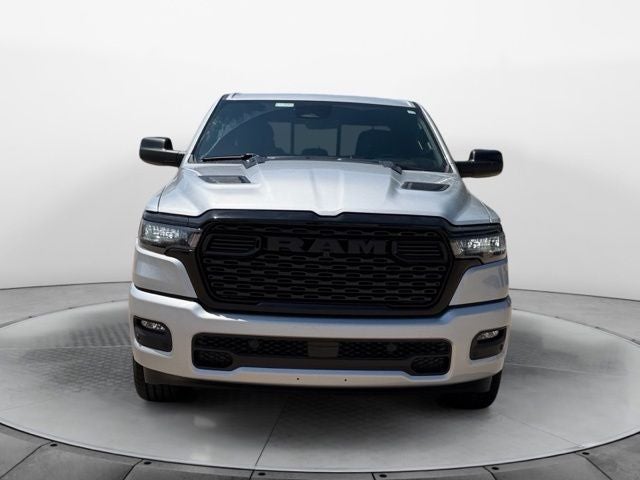 2026 RAM 1500 RAM 1500 EXPRESS CREW CAB 4X4 5'7' BOX
