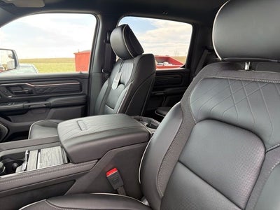 2026 RAM 1500 RAM 1500 LIMITED CREW CAB 4X4 5'7' BOX