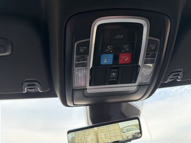 2026 RAM 1500 RAM 1500 LIMITED CREW CAB 4X4 5'7' BOX