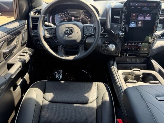 2027 RAM 1500 RAM 1500 LIMITED CREW CAB 4X4 5'7' BOX