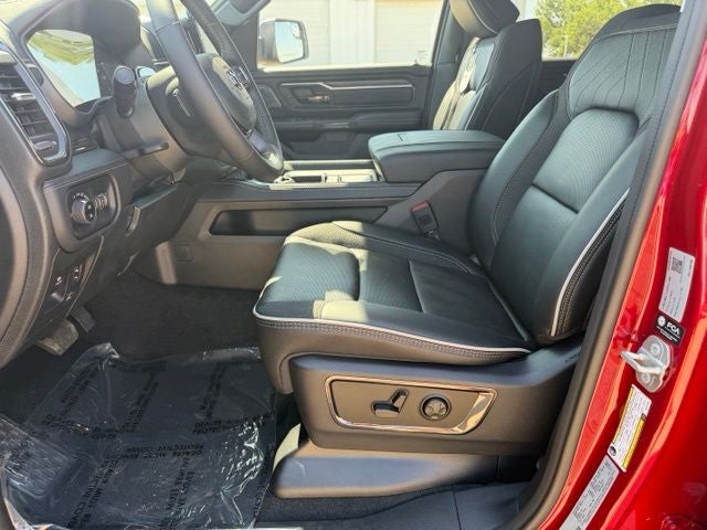 2027 RAM 1500 RAM 1500 LIMITED CREW CAB 4X4 5'7' BOX