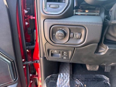 2027 RAM 1500 RAM 1500 LIMITED CREW CAB 4X4 5'7' BOX