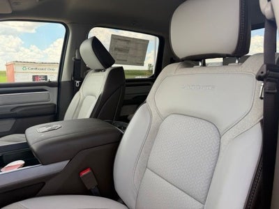 2026 RAM 1500 RAM 1500 LARAMIE CREW CAB 4X4 5'7' BOX