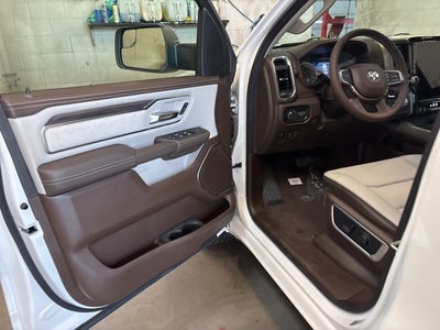 2026 RAM 1500 RAM 1500 LARAMIE CREW CAB 4X4 5'7' BOX