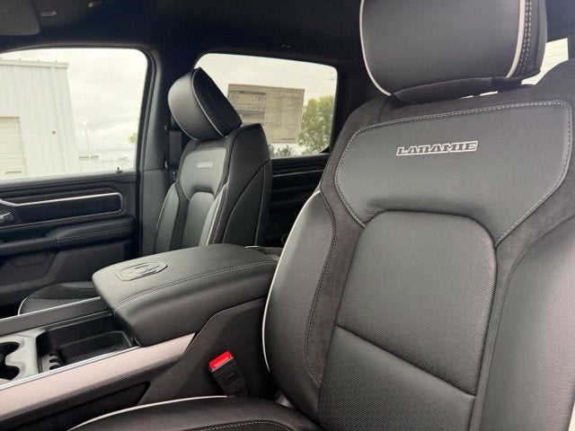 2027 RAM 1500 RAM 1500 LARAMIE CREW CAB 4X4 5'7' BOX